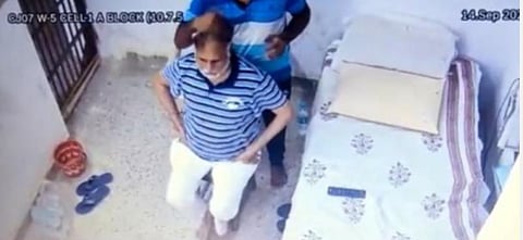 திகார் சிறையில் டெல்லி அமைச்சர் சத்யேந்தருக்கு மசாஜ் - பிசியோதெரபி சிகிச்சை என ஆம் ஆத்மி விளக்கம்