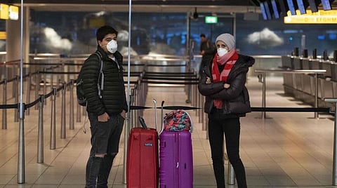 தொடர்ந்து 3-வது நாளாக சீனாவில் 30,000 பேருக்கு கரோனா தொற்று