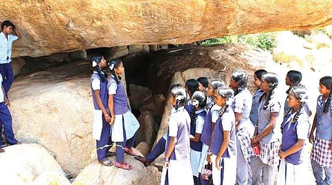 இடையிலாடும் ஊஞ்சல் - 6: தமிழ்நாட்டில் நடக்கும் ‘ஞானபூசை’