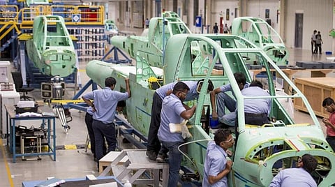 ராணுவ தளவாட உற்பத்தியில் ஈடுபடும் உலகின் 100 பெரிய நிறுவனங்கள் பட்டியலில் இடம்பிடித்த இந்தியாவின் எச்ஏஎல், பெல்