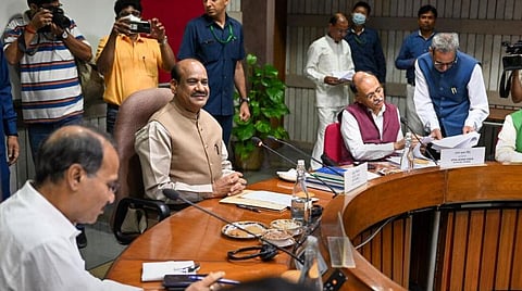 சபாநாயகர் பற்றி ட்விட்டரில் எழுதக் கூடாது: எம்.பி.க்களுக்கு ஓம் பிர்லா எச்சரிக்கை