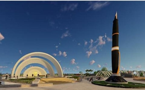 முன்னாள் முதல்வர் கருணாநிதி நினைவாக மெரினாவில் பேனா நினைவு சின்னம் அமைக்க தடை கோரி மனு