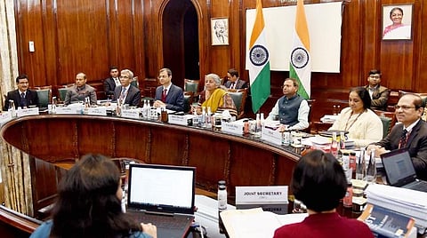 மத்திய நிதி அமைச்சர் நிர்மலா சீதாராமன் தலைமையில் டெல்லியில் காணொலிக் காட்சி மூலம் நடைபெற்ற 48-வது ஜிஎஸ்டி கவுன்சில்  கூட்டம்.