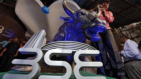 சென்செக்ஸ் 468 புள்ளிகள் உயர்வு