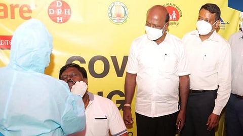 சென்னை விமான நிலையத்தில் மேற்கொள்ளப்படும் பரிசோதனைகளை ஆய்வு செய்த அமைச்சர் மா.சுப்பிரமணியன்