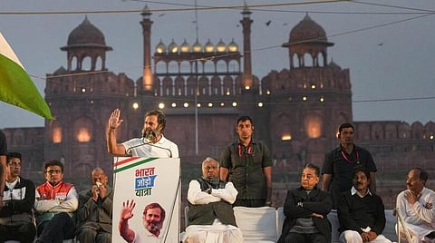 “மக்களை திசை திருப்பவே இந்து - முஸ்லிம் விவகாரத்தை பாஜக எழுப்புகிறது - டெல்லியில் ராகுல் காந்தி ஆவேசம்