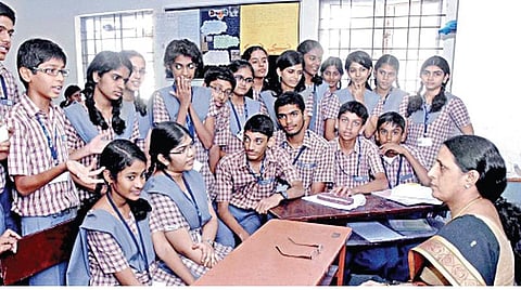 மாணவர்களை மாமனிதர்கள் ஆக்குவோம்