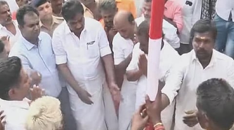 அலங்காநல்லூர் ஜல்லிக்கட்டு போட்டிக்கான முகூர்த்தக்கால் நடப்பட்டது