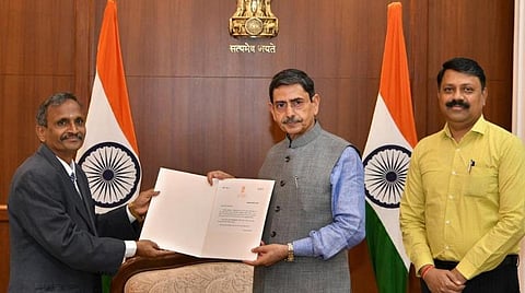 தமிழ்நாடு திறந்தநிலை, அன்னை தெரசா மகளிர் பல்கலை.க்கு புதிய துணைவேந்தர்களை நியமித்தார் ஆளுநர்