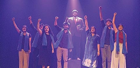 நாடகத்தில் ஒரு காட்சி.