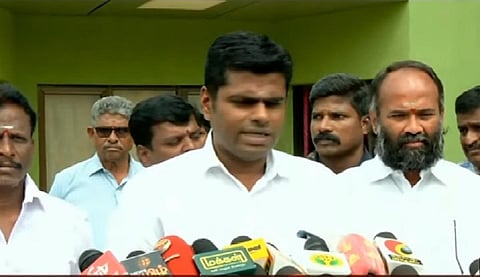 திருச்சியில் செய்தியாளர்களிடம் பேசிய அண்ணாமலை