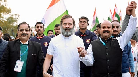 காஷ்மீர் துணைநிலை ஆளுநர் மன்னிப்பு கேட்க வேண்டும் - காங்கிரஸ் மூத்த தலைவர் ராகுல் காந்தி வலியுறுத்தல்