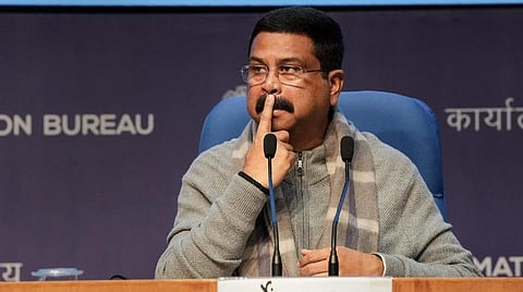 கர்நாடக தேர்தல் பாஜக பொறுப்பாளராக மத்திய அமைச்சர் தர்மேந்திர பிரதான் நியமனம் - இணை பொறுப்பாளராக அண்ணாமலை பெயர் அறிவிப்பு