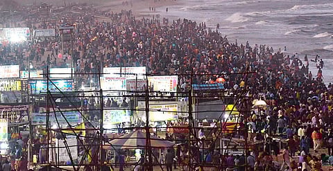 பெசன்ட் நகர் கடற்கரை | கோப்புப் படம்