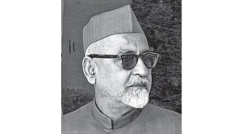 பிப். 08: இன்று என்ன? - இந்தியா என் வீடு என்றவர்