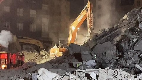 துருக்கி, சிரியாவில் பூகம்ப பலி 21,000-ஐ கடந்தது; அதிகளவில் சடலங்கள் மீட்பு