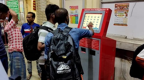 சென்னை ரயில்வே கோட்ட முக்கிய நிலையங்களில் 96 தானியங்கி டிக்கெட் வழங்கும் இயந்திரங்களை நிறுவ திட்டம்