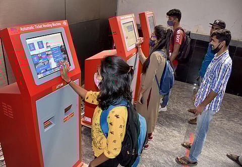 தானியங்கி டிக்கெட் வழங்கும் இயந்தரம் | கோப்புப் படம்