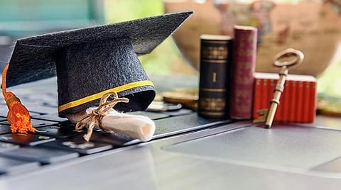 பட்டப் படிப்பு தகுதி மட்டும் போதுமா?