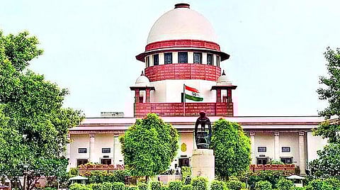 அதிமுக பொதுக்குழுவை எதிர்த்து ஓபிஎஸ் தொடர்ந்த வழக்கில் உச்ச நீதிமன்றத்தில் இன்று தீர்ப்பு வெளியாகிறது