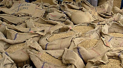 20% ஈரப்பத நெல்லை கொள்முதல் செய்ய அனுமதி: அரிசியை தமிழகத்துக்குள் மட்டுமே பயன்படுத்த மத்திய அரசு அறிவுறுத்தல்