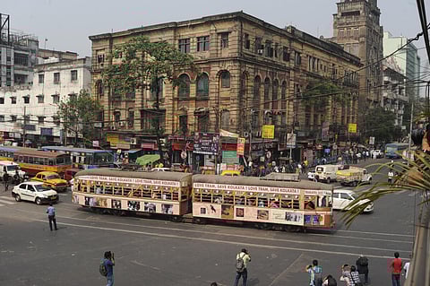 கொல்கத்தா நகரில் ட்ராம் சேவை | படங்கள்: தெபாஷிஸ்