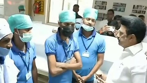 வட மாநில தொழிலாளர்களிடம் கலந்துரையாடிய முதல்வர்