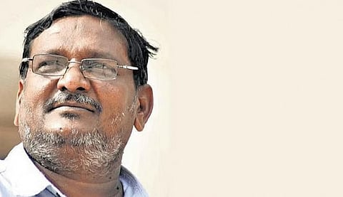 சமூக விதிமுறைகளுக்கு அப்பாற்பட்டவர்களா எழுத்தாளர்கள்?