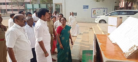 அரியலூர் அரசு மேல்நிலைப் பள்ளியில் ஆய்வு மேற்கொள்கிறார், பள்ளிக் கல்வித்துறை அமைச்சர் அன்பில் மகேஸ் பொய்யாமொழி