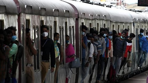 சென்னை | ரூ.1 கோடிக்கும் மேல் அபராதம் வசூலித்து 3 ரயில் டிக்கெட் பரிசோதகர்கள் சாதனை