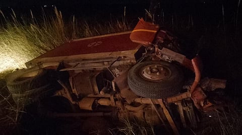 அரியலூர் அருகே லாரிகள் நேருக்கு நேர் மோதல் - 2 பேர் உயிரிழப்பு