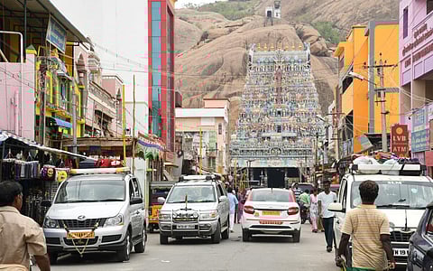 திருப்பரங்குன்றம் கோயிலில் பங்குனி திருவிழா இன்று கொடியேற்றத்துடன் தொடக்கம்