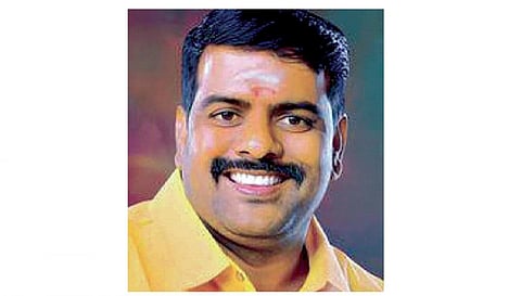 செந்தில்குமரன்