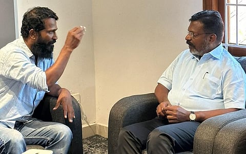 மக்களை அமைப்பாக்கி அரசியல்படுத்துவதன் தேவையை உணர்த்துகிறது ’விடுதலை’ திரைப்படம்: திருமாவளவன் புகழாரம்