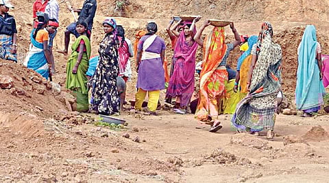 100 நாள் வேலை திட்டம் | எந்தெந்த மாநிலங்களில் எவ்வளவு ஊதியம்?