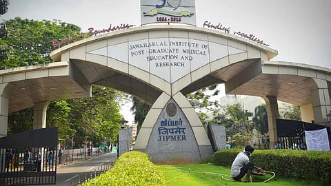 ஜிப்மரில் உடல் உறுப்பு மாற்று அறுவை சிகிச்சை மையம் ரத்து; புதுச்சேரி புறக்கணிப்பு: நாராயணசாமி குற்றச்சாட்டு