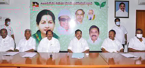 ஏப்.7-ல் நடைபெற இருந்த அதிமுக செயற்குழு கூட்டம் ரத்து - உறுப்பினர் சேர்க்கையை துரிதப்படுத்த முடிவு