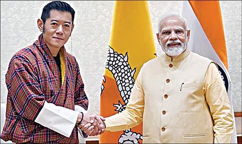 பூடான் மன்னர் வாங்சுக் நேற்று டெல்லியில் பிரதமர் நரேந்திர மோடியை சந்தித்துப் பேசினார்.