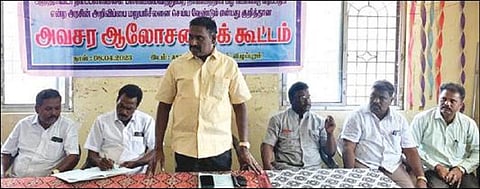 தமிழ்நாடு ஆசிரியர், காப்பாளர் முன்னேற்ற சங்கத்தின் மாநில நிர்வாகிகள் ஆலோசனைக் கூட்டத்தில் பங்கேற்றோர்.
