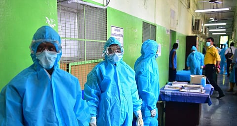 தமிழகத்தில் 400-ஐ தாண்டிய கரோனா பாதிப்பு - ஒருவர் உயிரிழப்பு