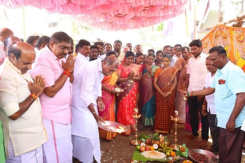 “ஆட்சி செயல்படவில்லை என்றால், சாலை அமைக்க பூமி பூஜை போட முடியுமா?” - நாராயணசாமிக்கு புதுச்சேரி முதல்வர் பதில்