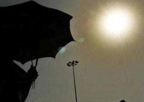 சேலத்தில் வெயிலின் தாக்கம் 103.7 டிகிரி; ஈரோட்டில் 105 டிகிரி பதிவு