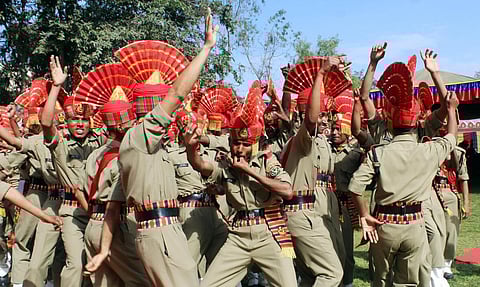 இனி தமிழிலும் சிஏபிஎஃப் தேர்வு முதல் கேஜ்ரிவால் ஆவேசம் வரை: செய்தித் தெறிப்புகள் 10 @ ஏப்.15, 2023