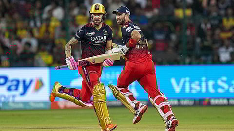 பெங்களூரு அணி வீரர்கள்