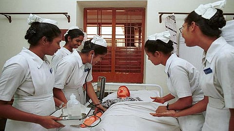 தமிழகத்தில் 11 உள்பட நாடு முழுவதும் 157 புதிய செவிலியர் கல்லூரிகளுக்கு மத்திய அரசு ஒப்புதல்