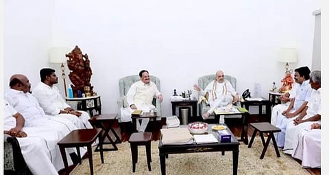 அமித் ஷாவுடன் பழனிசாமி சந்திப்பு - மக்களவை தேர்தல் கூட்டணி தொடர்பாக ஆலோசனை