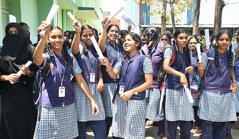 1 முதல் 9-ம் வகுப்பு மாணவர்களுக்கு நாளை முதல் கோடை விடுமுறை