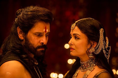 பொன்னியின் செல்வன் 2 Review: காதல் களத்துடன் ஈர்க்கும் மணிரத்னத்தின் ‘புனைவு’!