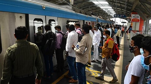 முதல்கட்ட மெட்ரோ ரயில் திட்டத்தின் கீழ் 32 ரயில் நிலையங்களில் சிசிடிவி கேமராக்கள் நிறுவ திட்டம்