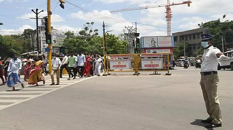 இன்று மாலை அழகர்கோயிலில் இருந்து கள்ளழகர் புறப்பாடு - மதுரையில் போக்குவரத்து மாற்றம்